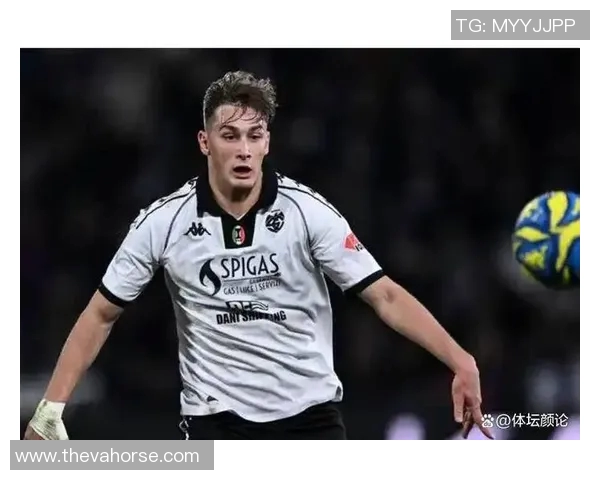 加纳乔创欧冠最年轻进球纪录！曼联小将破门，切尔西后卫失误葬胜局，欧冠小组赛出线形势生变